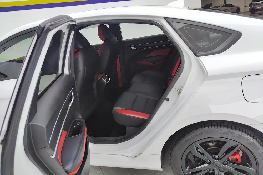 GEELY Binray 2021 car image #15