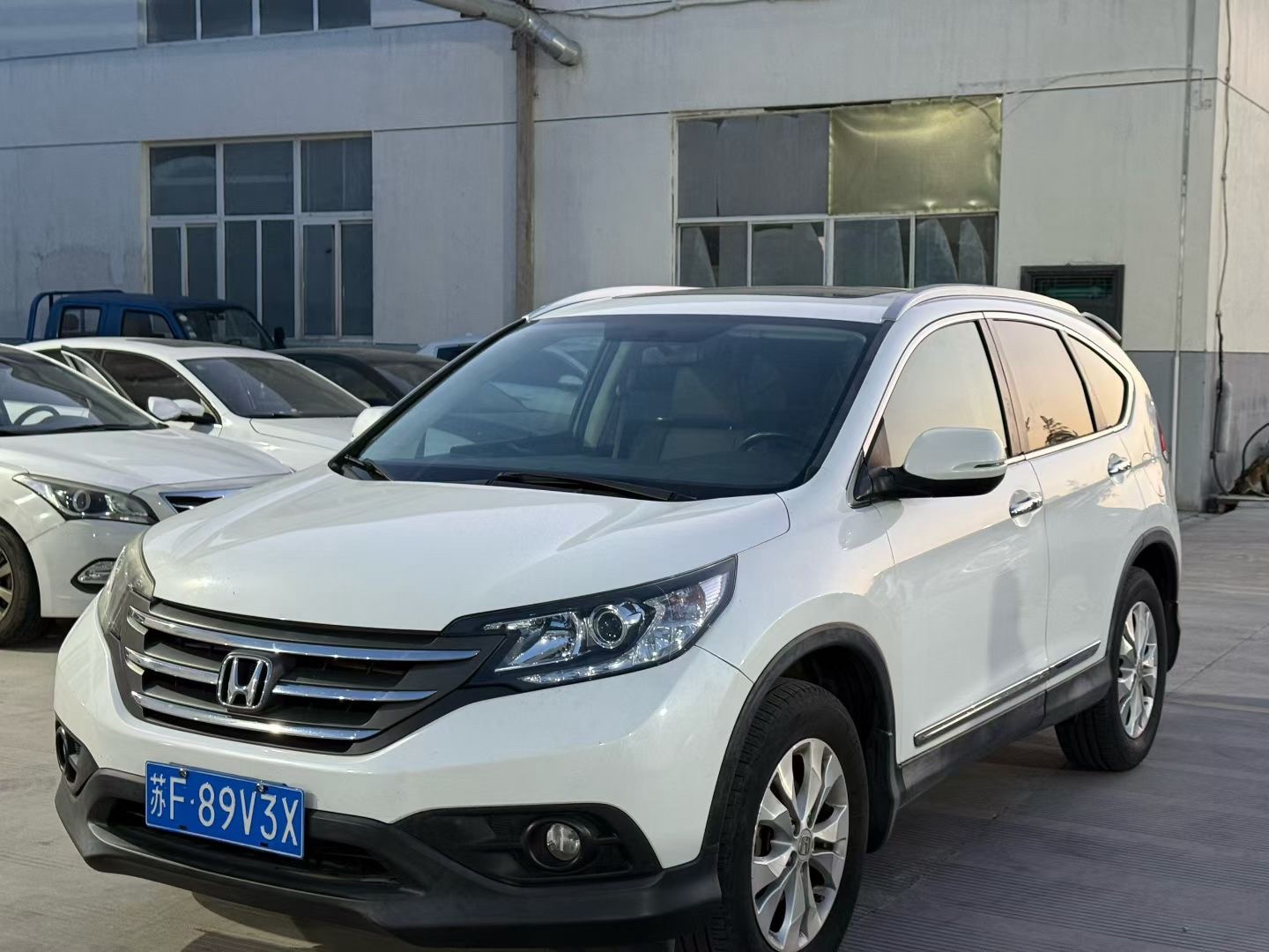 2012 2012 car image