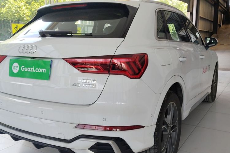 Audi Q3 2025 car image #8