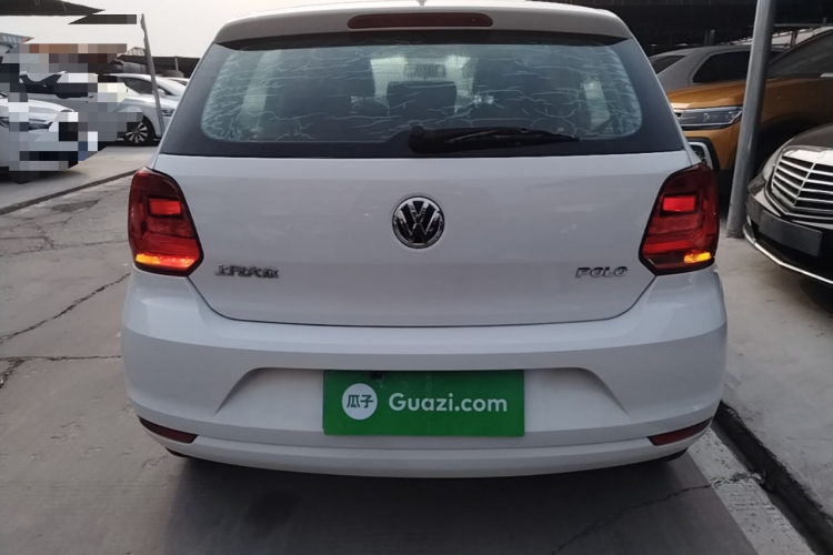 Volkswagen Polo 2018 car image #6