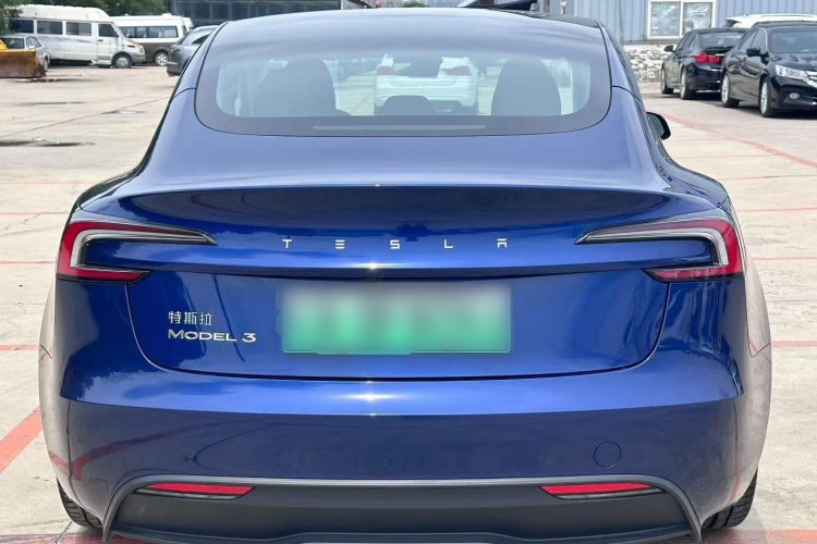 Tesla Model 3 2025 #9 Tesla Model 3 2025 car image #9