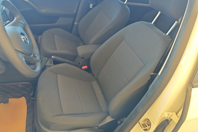 Volkswagen Lavida 2017 immagine di auto #15