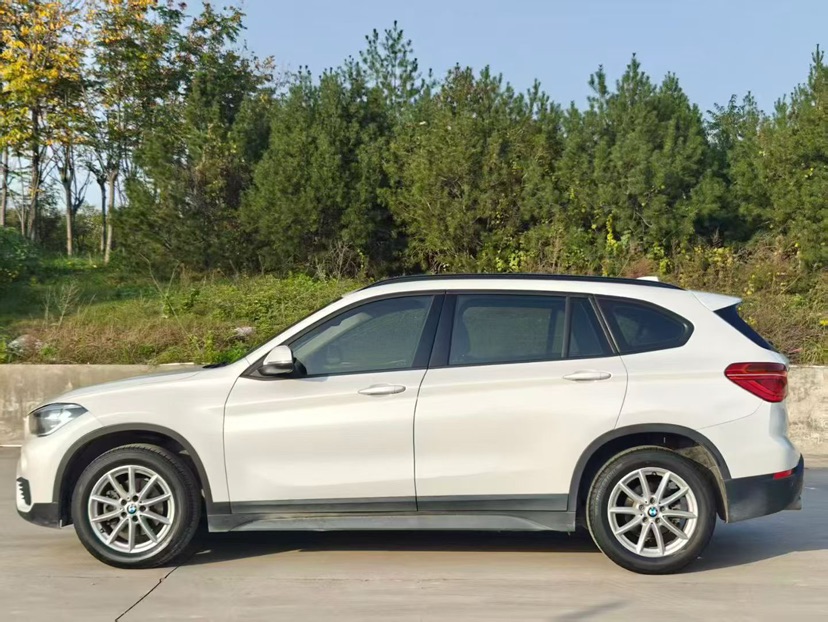 BMW X1 2018 #9 BMW X1 2018 car image #9