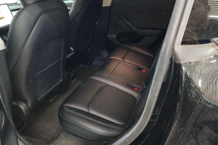 Tesla Model Y 2023 #17 Tesla Model Y 2023 car image #17