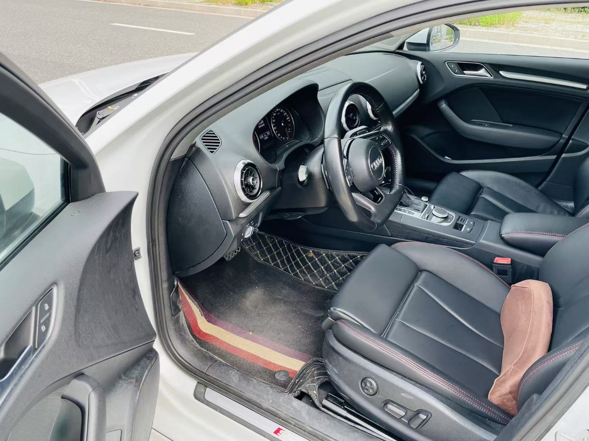 Audi A3 2017 car image #4