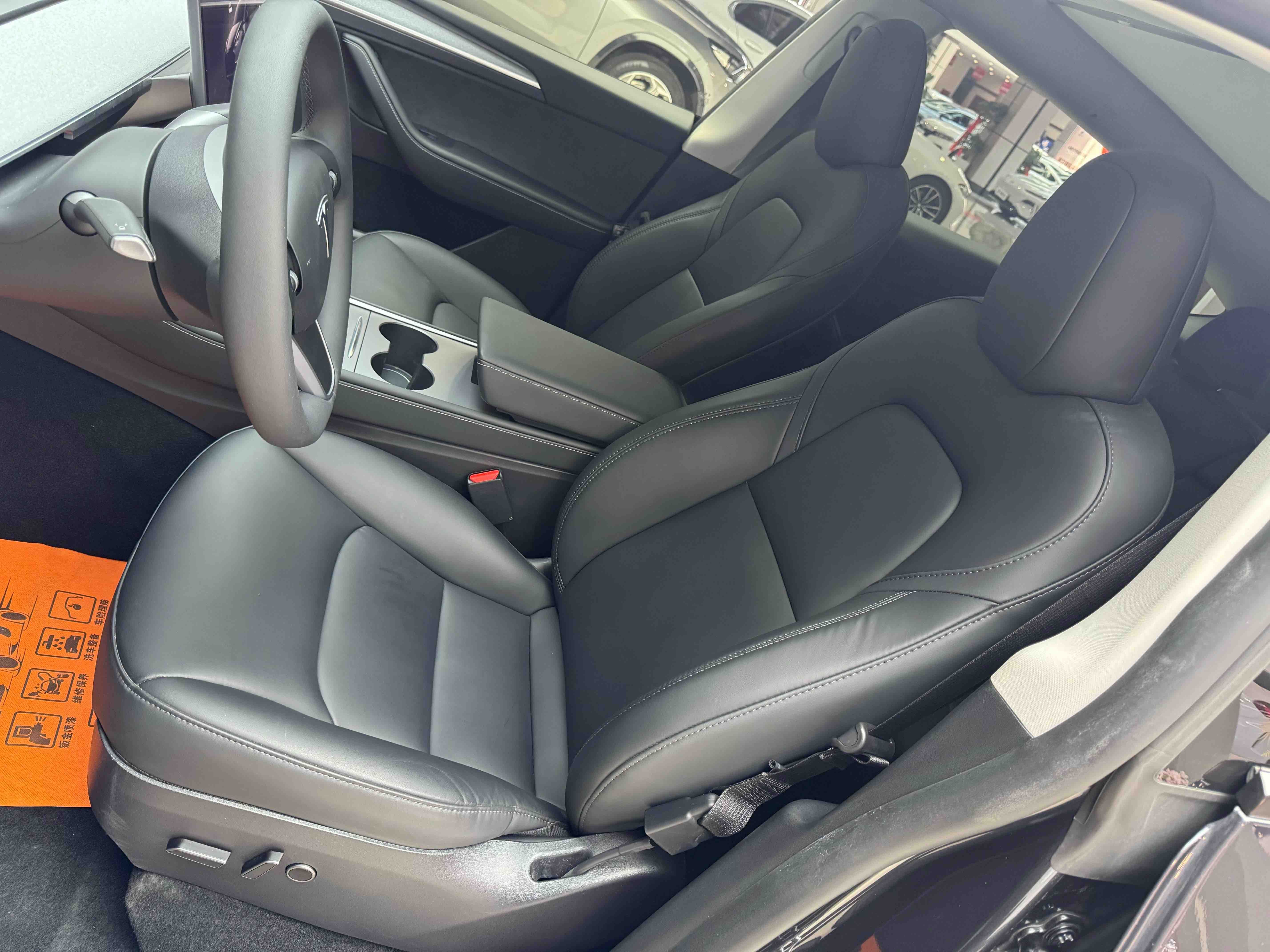 Tesla Model Y 2024 car image #8