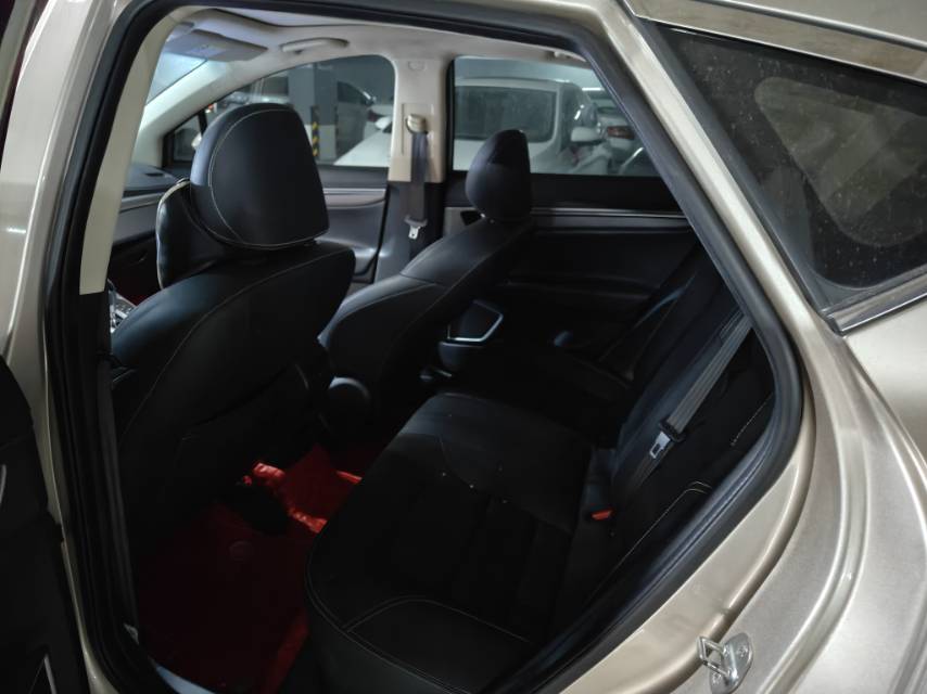 GEELY Emgrand GS 2018 car image #5