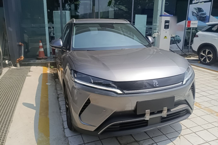 BYD YuanUP 2025 #4 BYD YuanUP 2025 car image #4