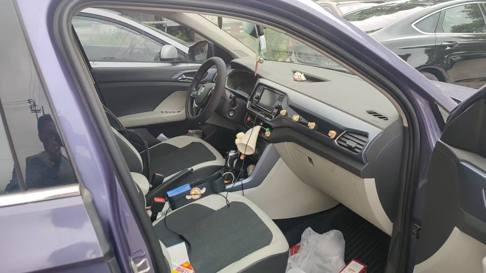 Volkswagen T-Cross 2019 car image #5