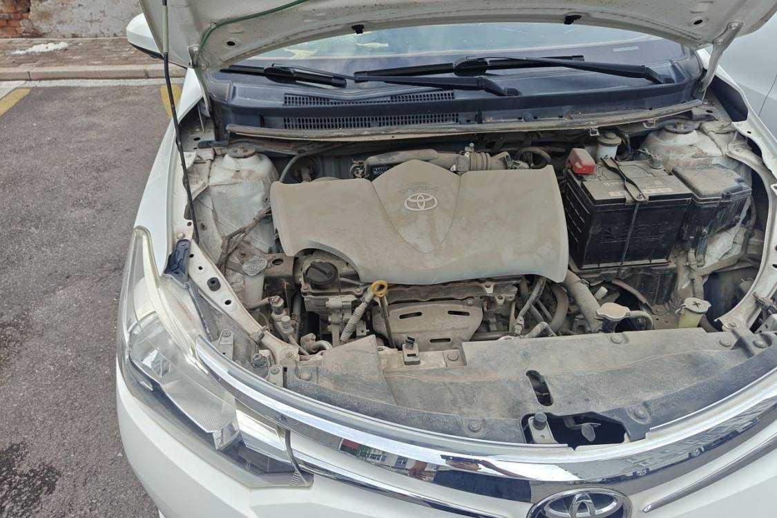 Toyota Vios 2015 صورة سيارة #11