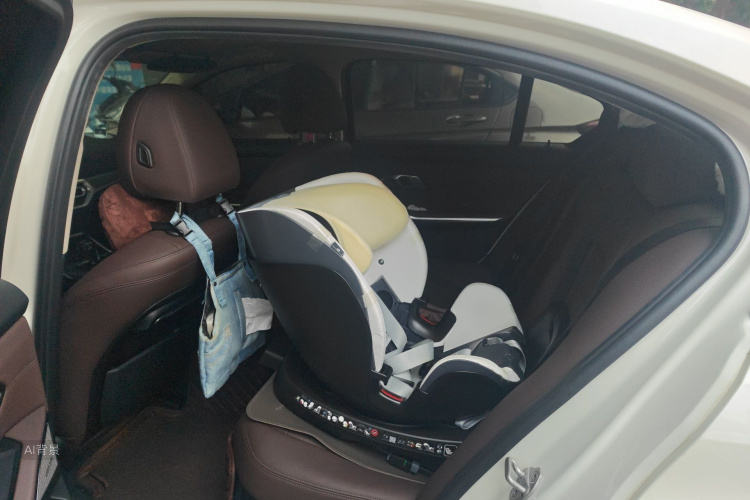 BMW 3 Series 2021 изображение автомобиля #19