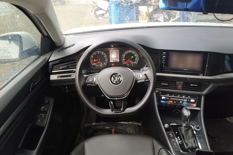 Volkswagen Bora 2021 car image #11