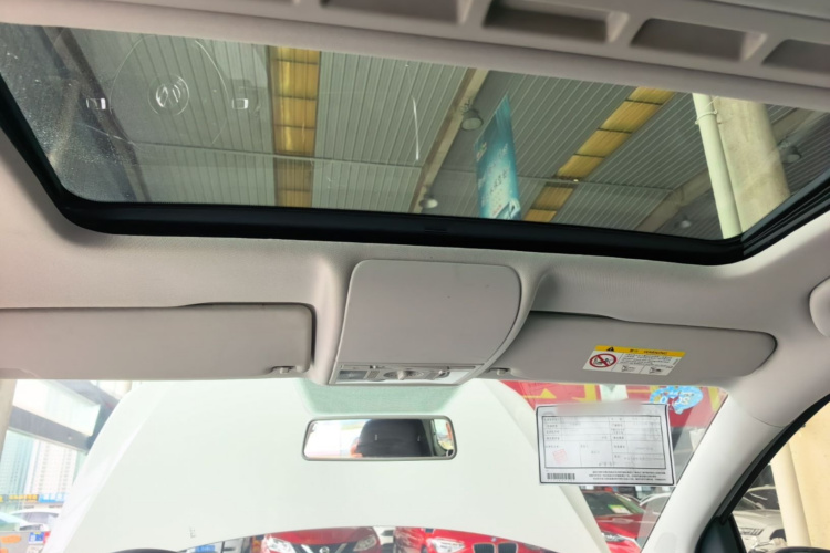 Volkswagen Polo 2019 car image #18