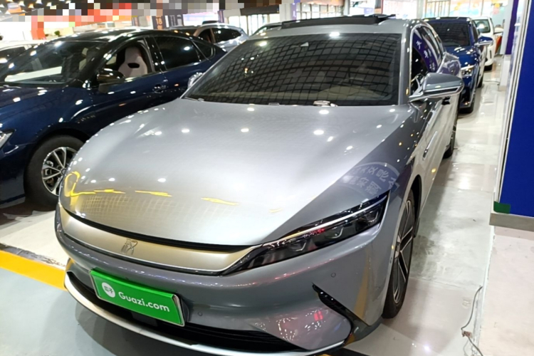 BYD Han 2021 car image #2