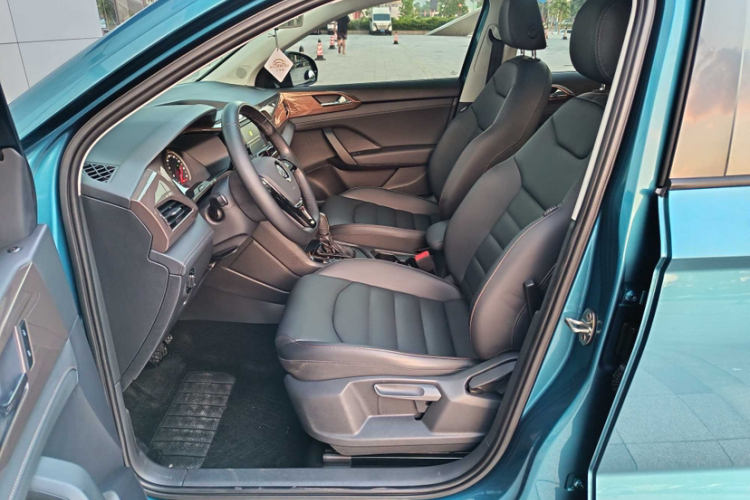 2020 image de voiture #24