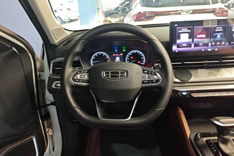 GEELY Vision X6 2024 #11 GEELY Vision X6 2024 изображение автомобиля #11