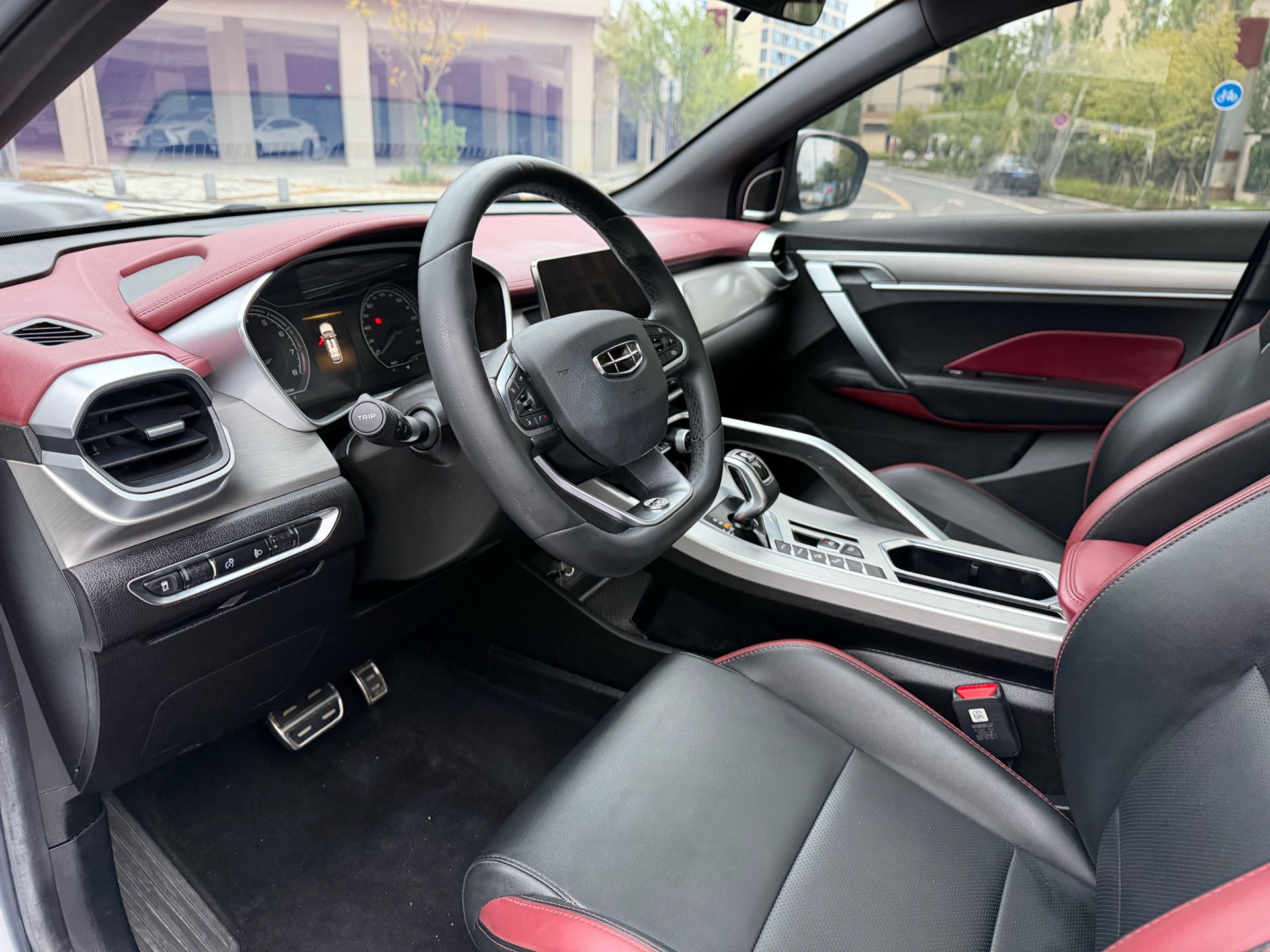 GEELY Coolray 2021 #4 GEELY Coolray 2021 car image #4