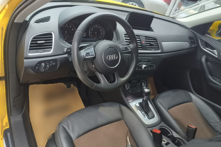 Audi Q3 2018 #10 Audi Q3 2018 car image #10