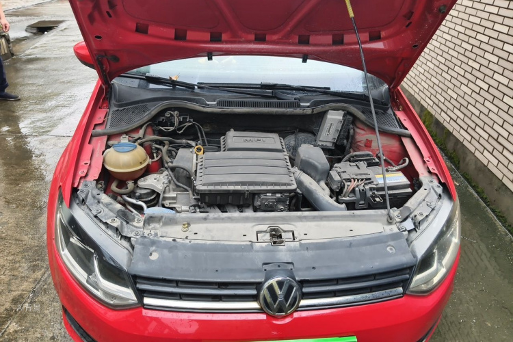 Volkswagen Polo 2016 #22 Volkswagen Polo 2016 car image #22