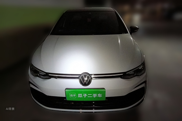 Volkswagen Golf 2023 car image #3
