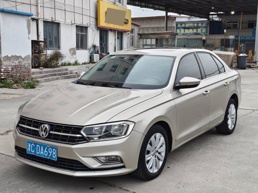 Volkswagen Bora 2016 car image 