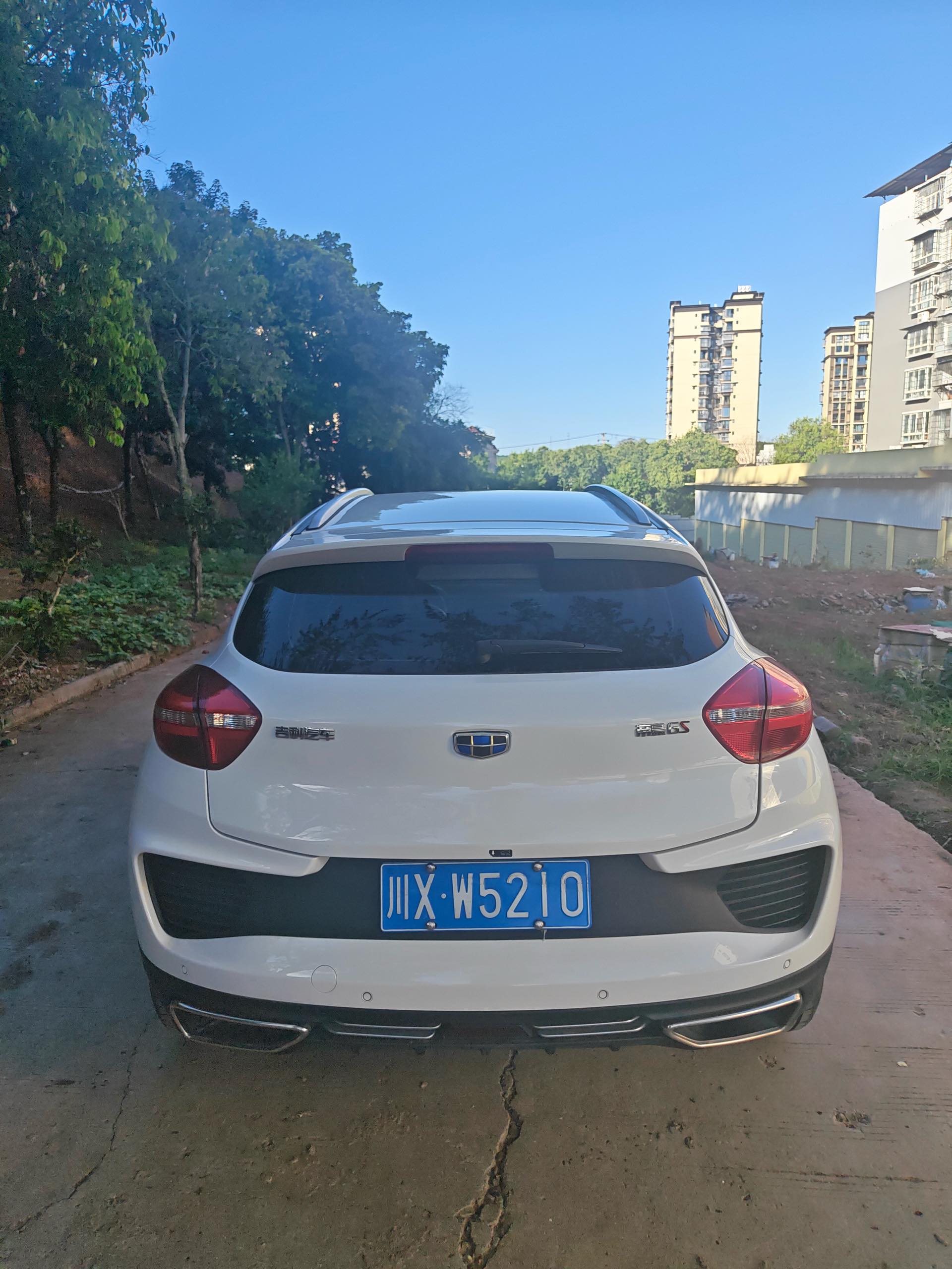 GEELY Emgrand GS 2018 car image #5