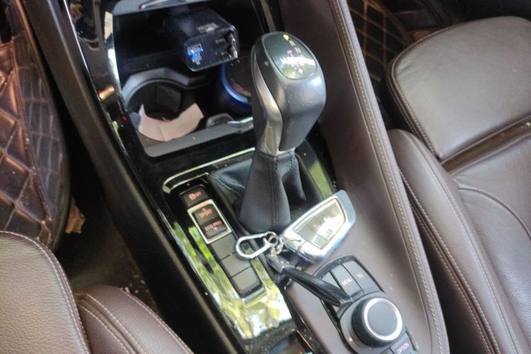 BMW X1 2018 #14 BMW X1 2018 car image #14