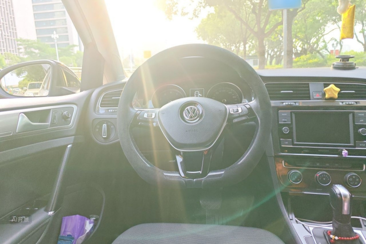 Volkswagen Golf 2018 #12 Volkswagen Golf 2018 car image #12