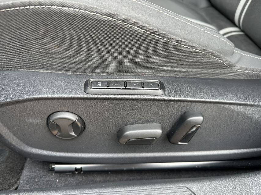 Volkswagen Golf 2022 #14 Volkswagen Golf 2022 car image #14