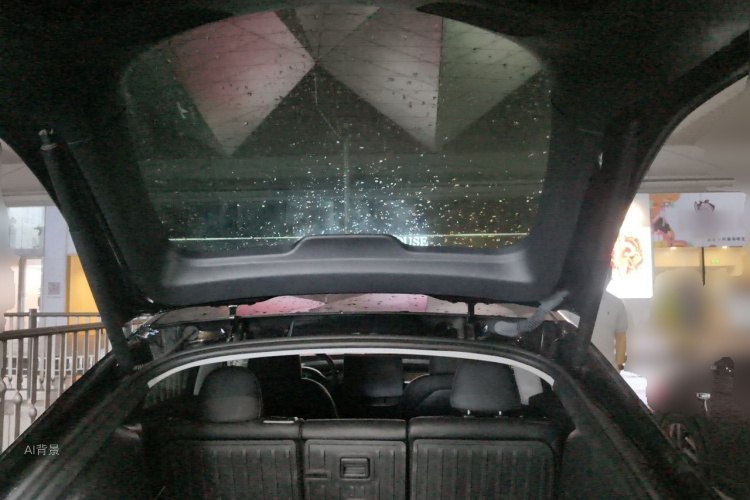 Tesla Model Y 2022 car image #21