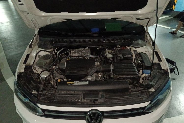 Volkswagen Polo 2021 car image #18