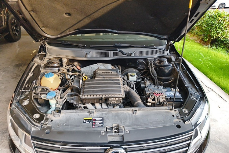 Volkswagen Lavida 2018 car image #22