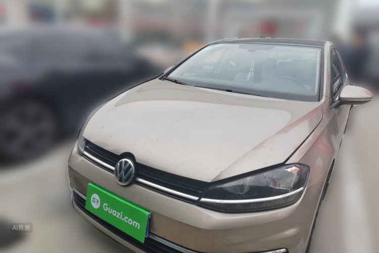 Volkswagen Golf 2020 car image #3