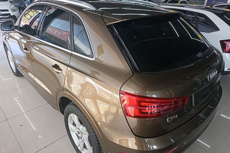Audi Q3 2018 #5 Audi Q3 2018 car image #5
