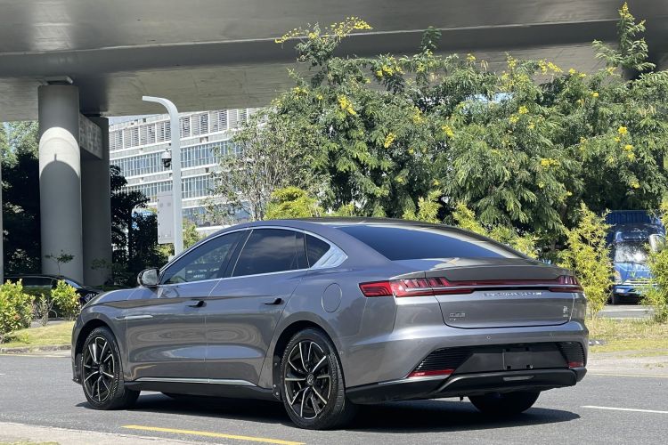 BYD Han 2021 immagine di auto #8