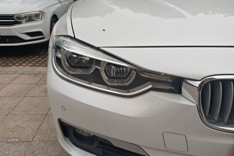 BMW 3 Series 2018 car image #8