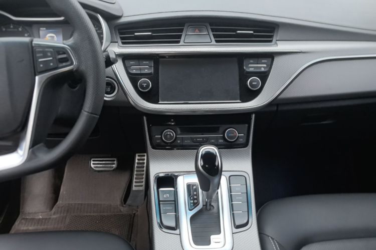 GEELY Emgrand GS 2017 #13 GEELY Emgrand GS 2017 image de voiture #13