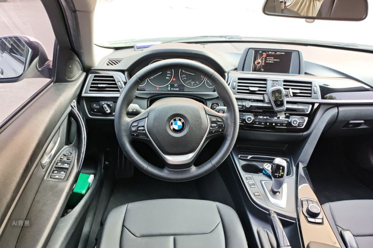 BMW 3 Series 2017 #12 BMW 3 Series 2017 car image #12