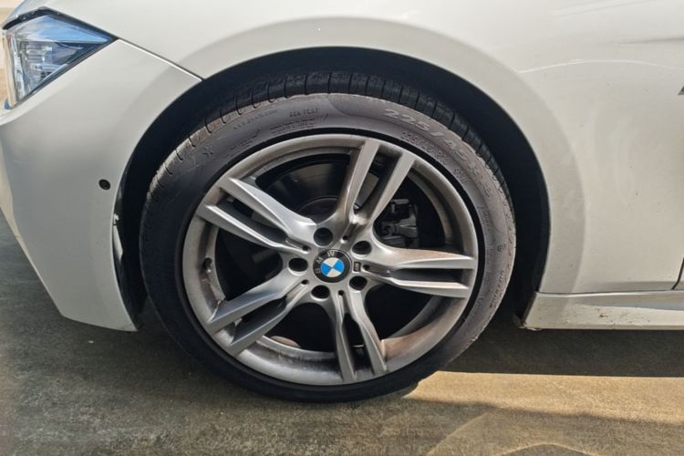 BMW 3 Series 2018 #9 BMW 3 Series 2018 car image #9