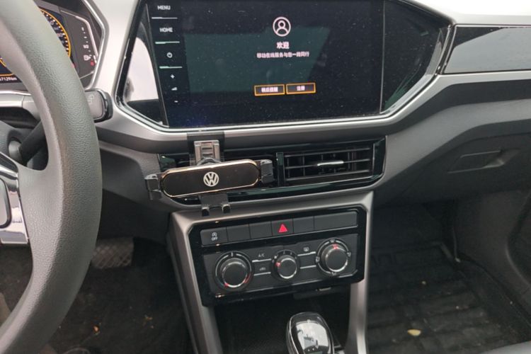 Volkswagen T-Cross 2022 #13 Volkswagen T-Cross 2022 car image #13