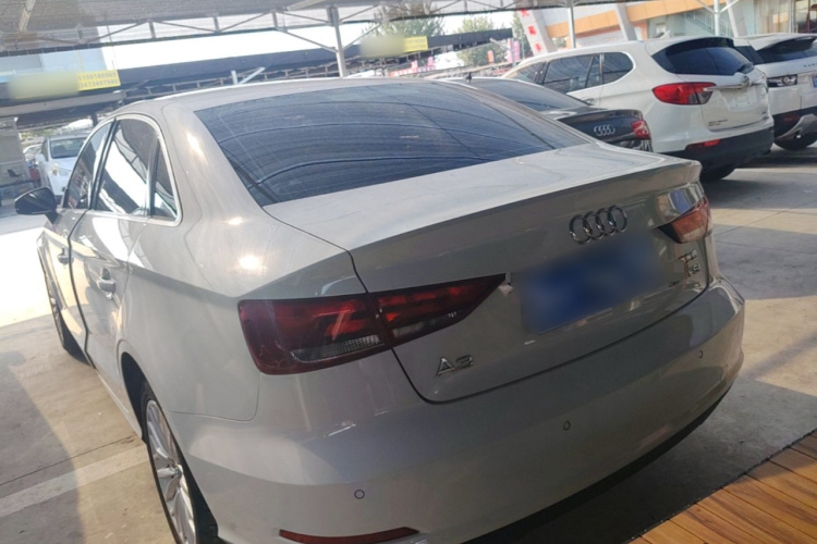 Audi A3 2017 immagine di auto #5