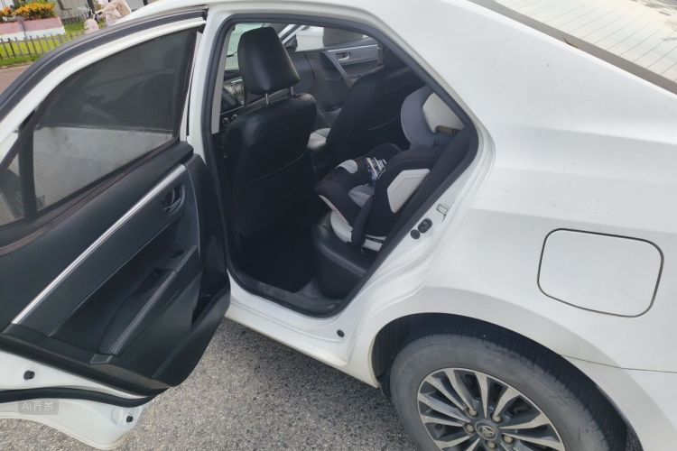 Toyota Corolla 2018 #19 Toyota Corolla 2018 car image #19
