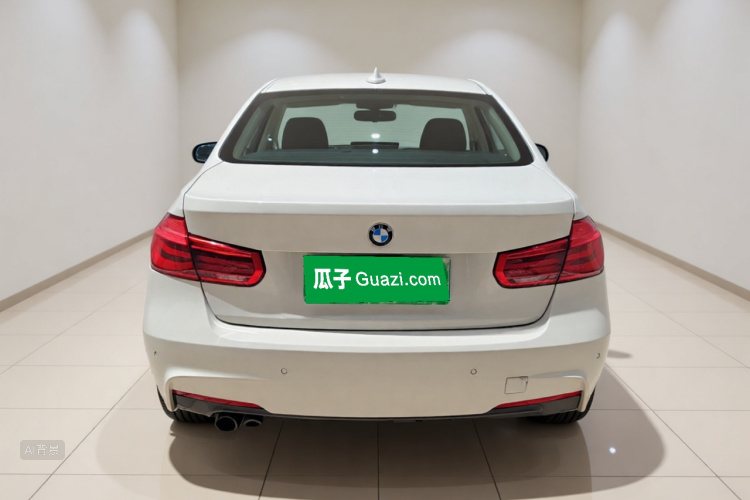 BMW 3 Series 2019 car image #6