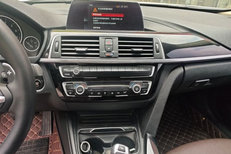 BMW 3 Series 2018 #13 BMW 3 Series 2018 immagine di auto #13