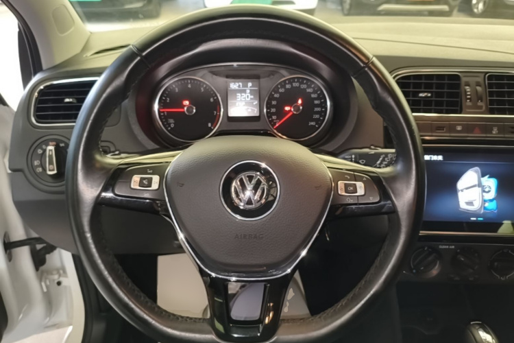 Volkswagen Polo 2019 #11 Volkswagen Polo 2019 car image #11