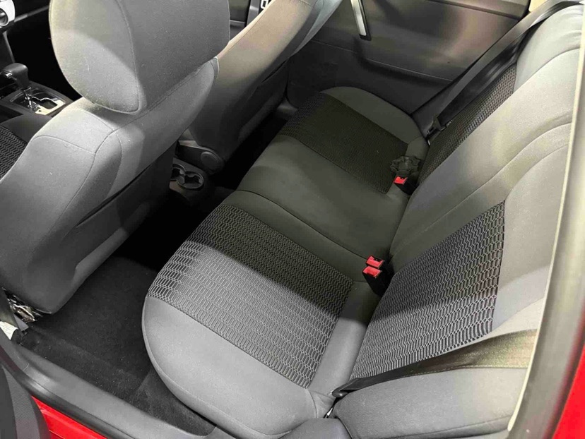 Volkswagen Polo 2010 صورة سيارة #3