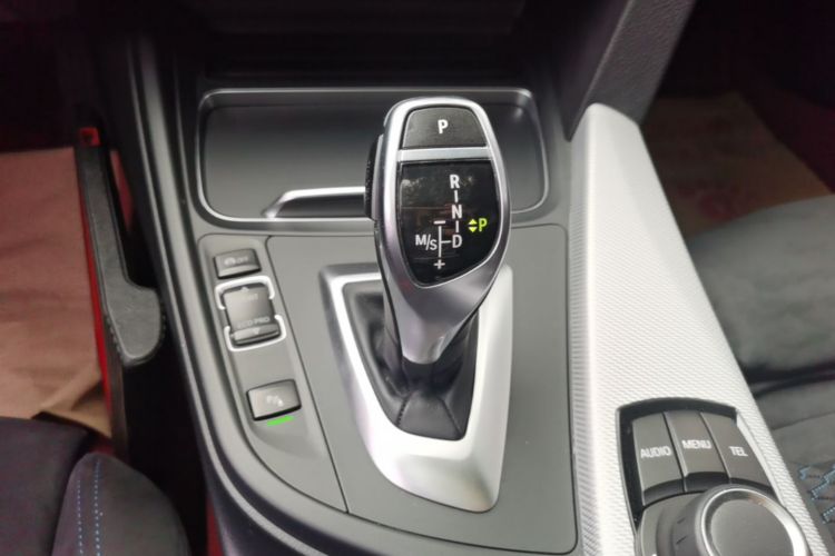 BMW 3 Series 2017 #14 BMW 3 Series 2017 car image #14