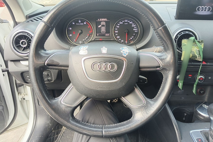 Audi A3 2015 صورة سيارة #11