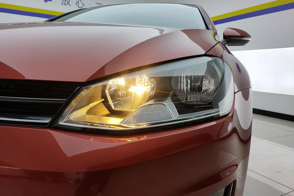 Volkswagen Golf 2014 car image #5