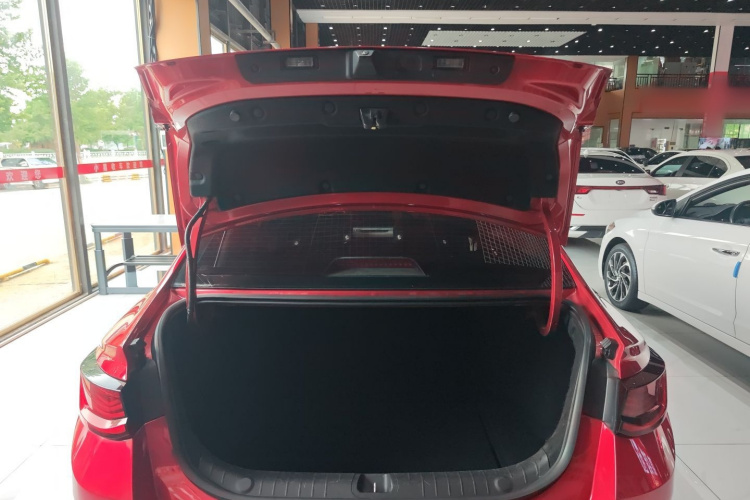 GEELY Emgrand L 2022 car image #18